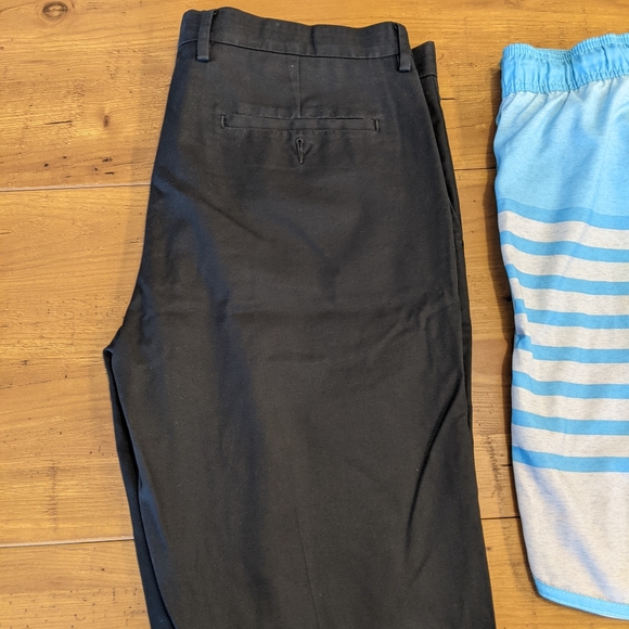 LOT - Men's Pants & Shorts - Picture 16 of 16